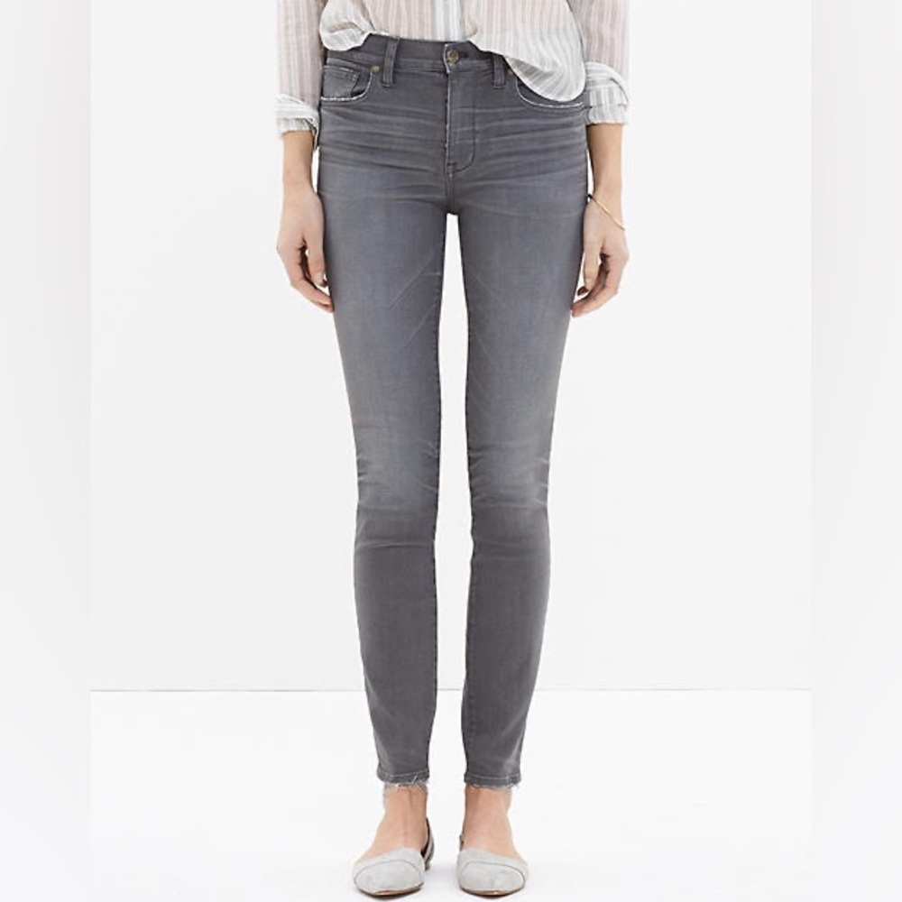 Madewell High-Rise Skinny Jeans in Dusty Wash